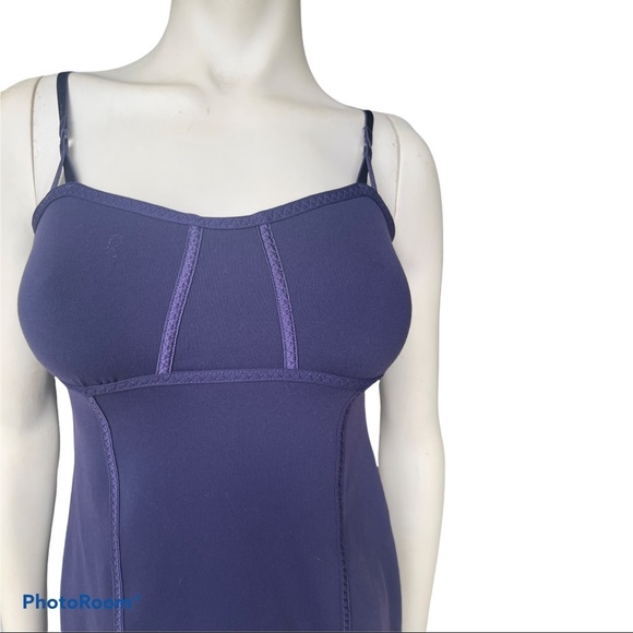 Lululemon Ariel Tank Black Swan Logo Top - Picture 7 of 7